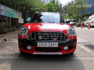 WMWYY5106J3G73964 2018 MINI COOPER COUNTRYMAN D ALL4 2.0 HIGH TRIM-0
