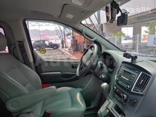 2017 HYUNDAI GRAND STAREX H-1 5 SEATS VAN CVX SMART - 8
