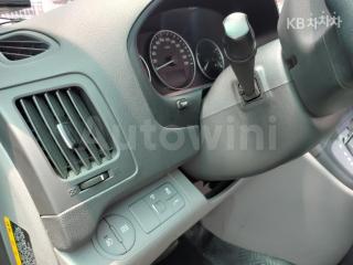 2017 HYUNDAI GRAND STAREX H-1 5 SEATS VAN CVX SMART - 10