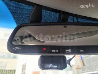 2015 KIA  CARNIVAL SEDONA 11 SEATS 2.2 DIESEL CHILD PROTECTIVE VEHICLE - 13
