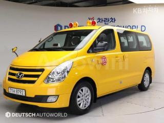 KMJWA37KBHU916623 2017 HYUNDAI GRAND STAREX H-1 12 SEATS-0