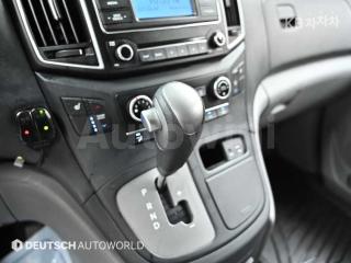 2017 HYUNDAI GRAND STAREX H-1 12 SEATS - 9