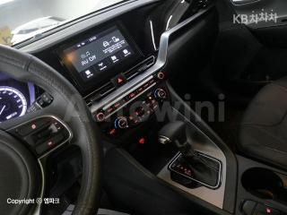 2020 KIA  NIRO 1.6 HEV LUXURY - 9