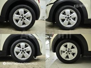 WMWXY3102KTF77721 2019 MINI COOPER D 1.5 BASIC-4