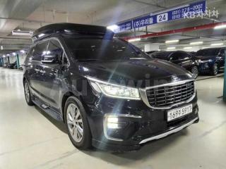 KNAME81ABLS630260 2020 KIA  CARNIVAL HIGH-ROOF-LIMOUSINE 2.2 DIESEL 9 SEATS NOBLESSE SPECIAL-1