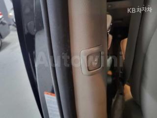 2018 KIA  CARNIVAL SEDONA 9 SEATS 2.2 DIESEL PRESTIGE - 7