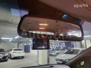2018 KIA  CARNIVAL SEDONA 9 SEATS 2.2 DIESEL PRESTIGE - 18