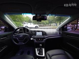 2016 HYUNDAI  AVANTE ELANTRA 1.6 GDI MORDERN BASIC - 12
