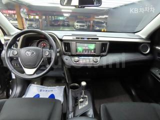 2014 TOYOTA RAV4 2.5 2WD - 7