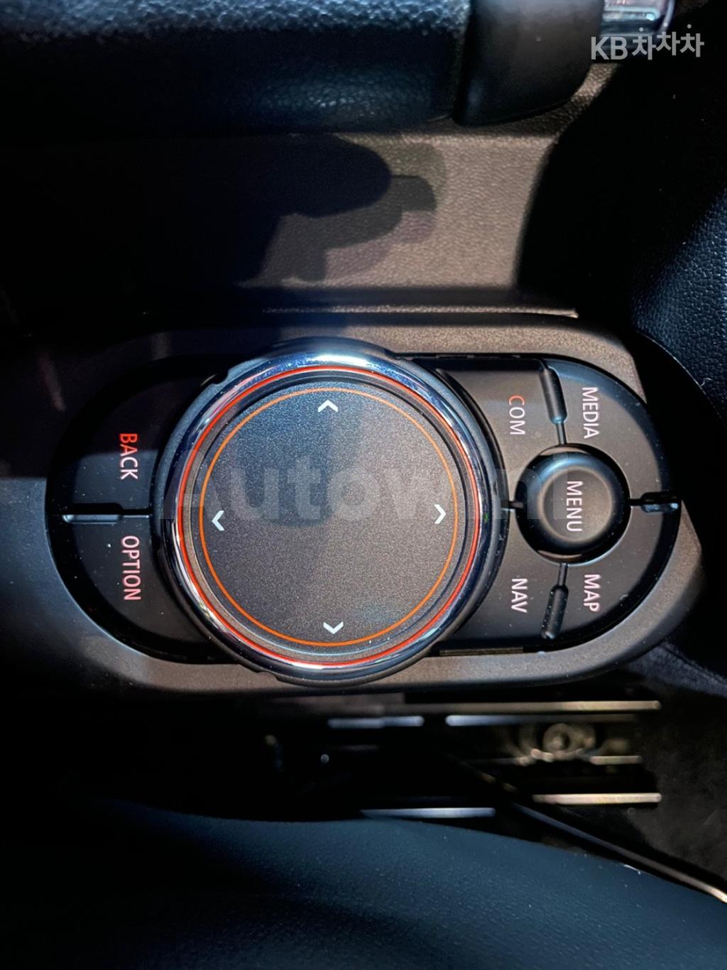 2019 MINI COOPER 3DOORS 1.5 3GEN - 13