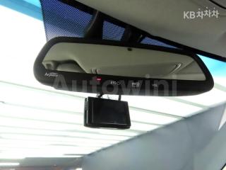 2018 KIA NIRO 1.6 PRESTIGE - 18
