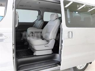 2017 HYUNDAI GRAND STAREX H-1 12 SEATS - 8