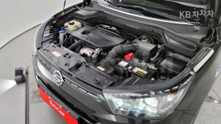 KPBXH3AP1GP056942 2016 SSANGYONG TIVOLI GASOLINE TX BASIC-4