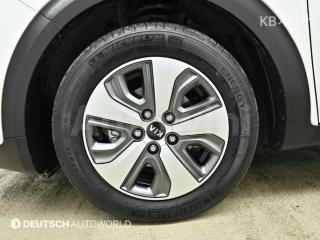 2020 KIA NIRO 1.6 LUXURY - 8
