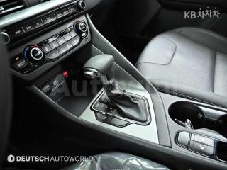 2020 KIA NIRO 1.6 LUXURY - 9