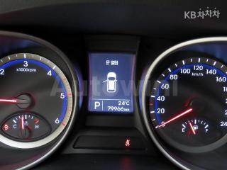 2015 HYUNDAI MAXCRUZ DIESEL(E-VGT)2.2 2WD EXCLUSIVE 6 SEATS BASIC - 8