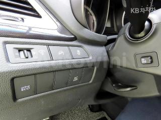 2015 HYUNDAI MAXCRUZ DIESEL(E-VGT)2.2 2WD EXCLUSIVE 6 SEATS BASIC - 11