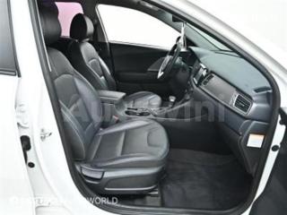2018 KIA NIRO 1.6 LUXURY - 10