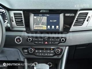 2018 KIA NIRO 1.6 LUXURY - 14