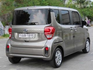 KNACJ811BMT240261 2021 KIA  RAY 1.0 GASOLINE PRESTIGE-2