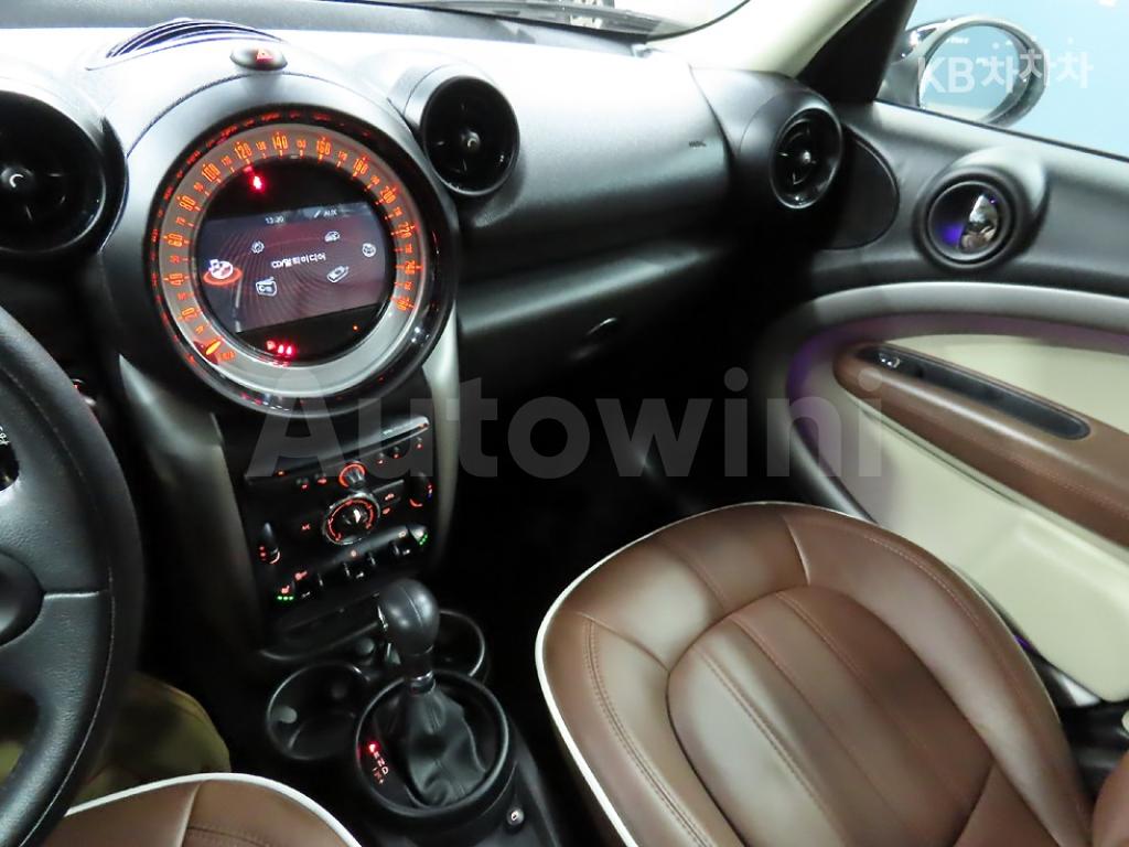 2014 MINI COOPER COUNTRYMAN D 2.0 - 9