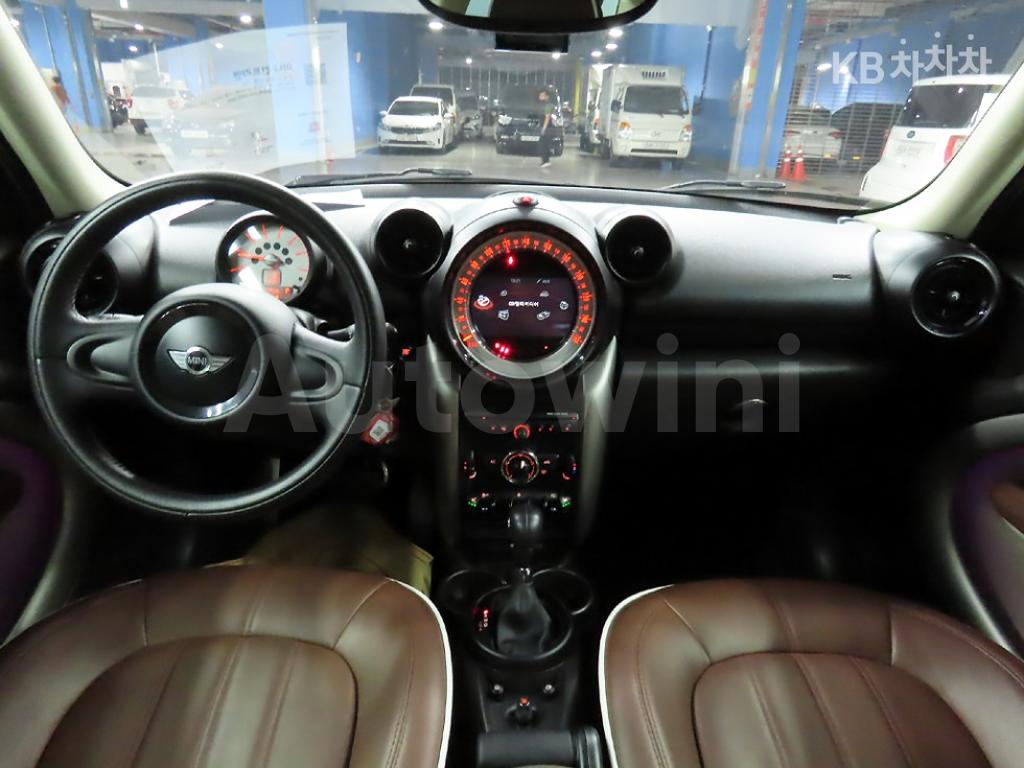 2014 MINI COOPER COUNTRYMAN D 2.0 - 10