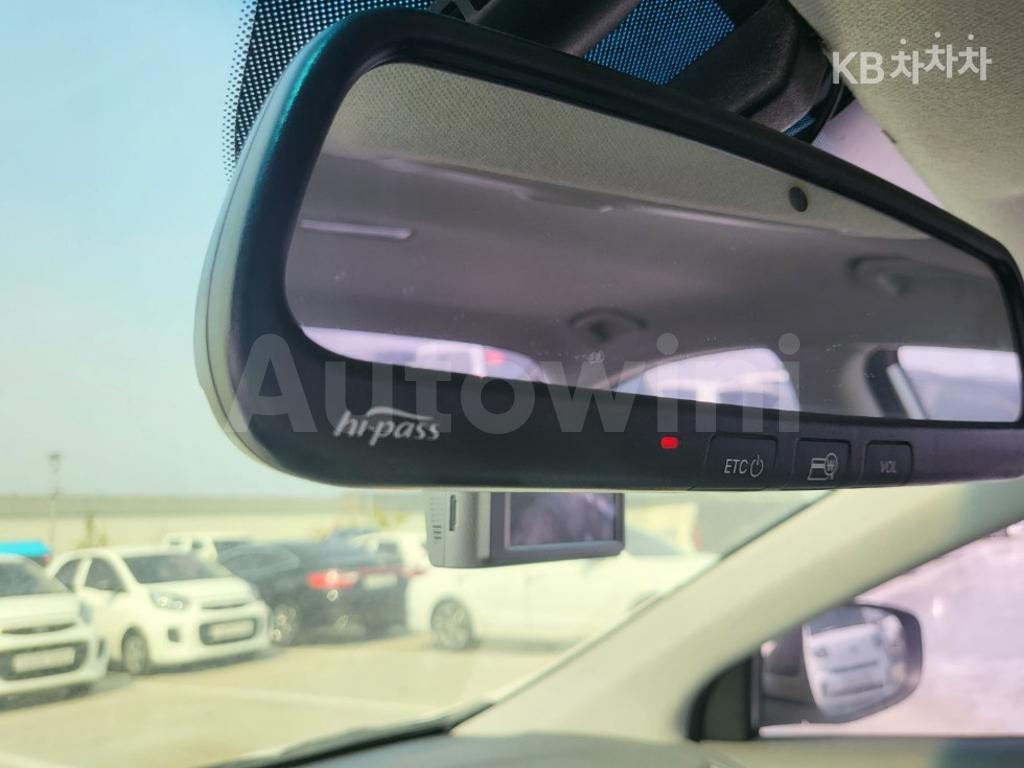 2015 HYUNDAI  AVANTE ELANTRA 1.6 GDI MORDERN BASIC - 18
