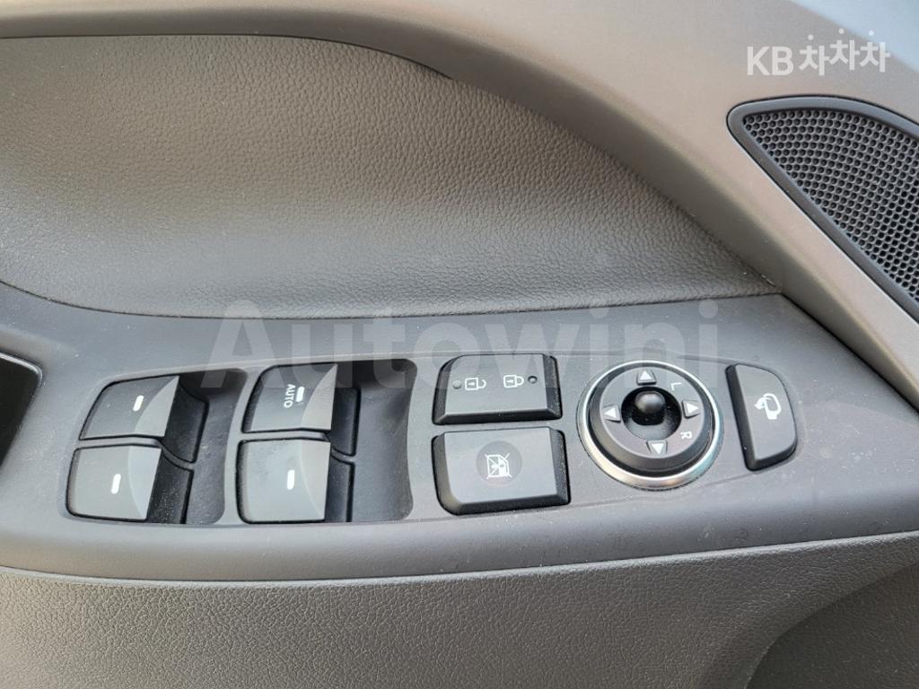 2015 HYUNDAI  AVANTE ELANTRA 1.6 GDI MORDERN BASIC - 11