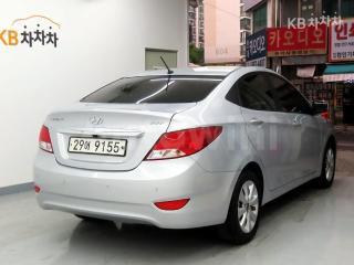 KMHCT41BEHU284612 2017 HYUNDAI ACCENT  1.4 VVT MORDERN-2