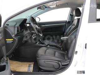 KMHD741EELU065658 2020 HYUNDAI  AVANTE ELANTRA 1.6 VGT SMART BASIC-5
