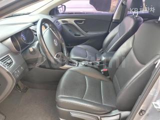 2015 HYUNDAI  AVANTE ELANTRA 1.6 GDI SMART BASIC - 15
