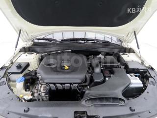 2018 KIA K5 2ND GEN OPTIMA 2.0 GASOLINE MX LUXURY - 19