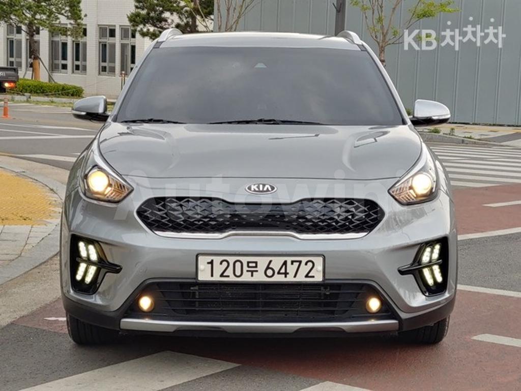 KNACA81CGLA305886 2020 KIA  NIRO 1.6 HEV TRENDY-0