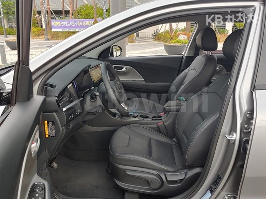 2020 KIA  NIRO 1.6 HEV TRENDY - 9