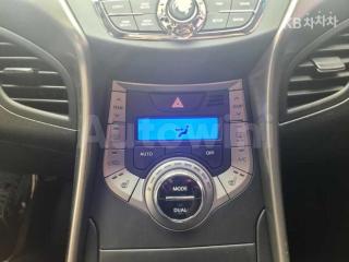 2013 HYUNDAI AVANTE MD ELANTRA M16 GDI SMART - 12