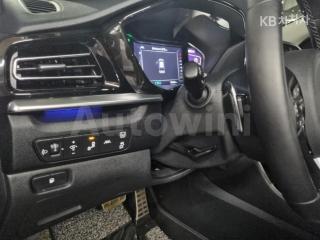 2020 KIA  NIRO 1.6 HEV NOBLESSE SPECIAL - 11