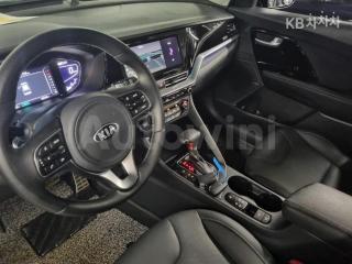 2020 KIA  NIRO 1.6 HEV NOBLESSE SPECIAL - 7