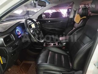 2015 KIA  SORENTO DIESEL 2.0 2WD LUXURY - 13