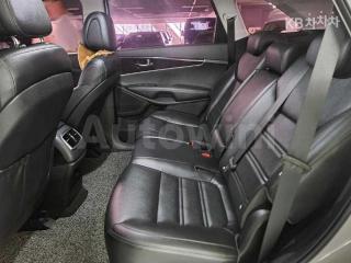 2015 KIA  SORENTO DIESEL 2.0 2WD LUXURY - 14