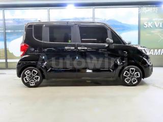 KNACK811BMT253858 2021 KIA  RAY 1.0 GASOLINE SIGNATURE-2