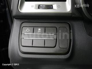 2016 SSANGYONG TIVOLI DIESEL VX - 18