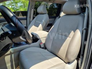 2018 KIA  CARNIVAL SEDONA 9 SEATS 2.2 DIESEL PRESTIGE - 8