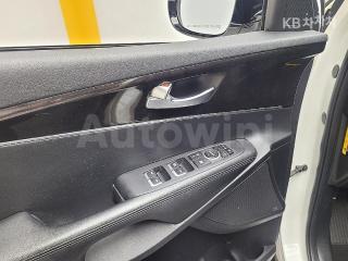 KNAPH81BDFA060950 2015 KIA  SORENTO DIESEL 2.2 4WD NOBLESSE-5