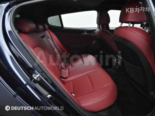 2020 KIA STINGER 2.0 TURBO 4WD PLATINUM - 12