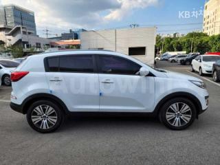 2014 KIA  SPORTAGE R DIESEL 2WD PRESTIGE - 8
