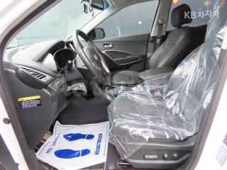 KMHSW81UBHU741529 2017 HYUNDAI SANTAFE THE PRIME DIESEL R2.0 2WD 5 SEATS EXCLUSIVE 기본-5