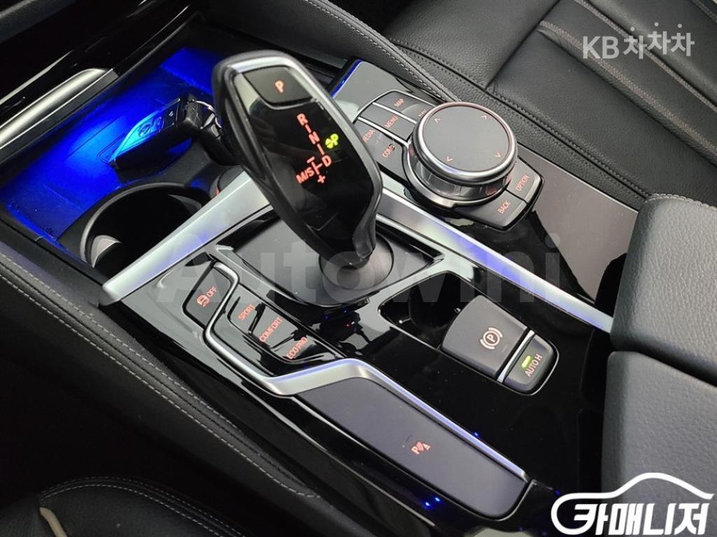 2018 BMW 5 SERIES 520D F10(10~16년) - 7