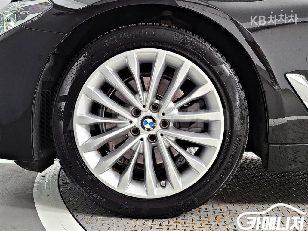 2018 BMW 5 SERIES 520D F10(10~16년) - 13