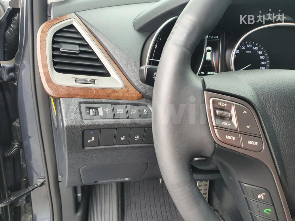 2018 HYUNDAI  MAXCRUZ DIESEL(E-VGT)R2.2 2WD FINEST EDITION 6 SEATS - 8