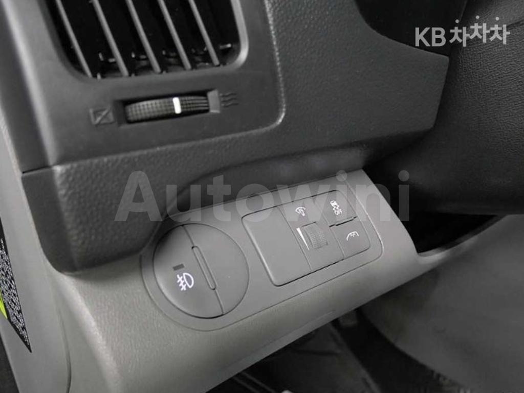 2017 HYUNDAI GRAND STAREX H-1 5 SEATS VAN CVX SMART - 14